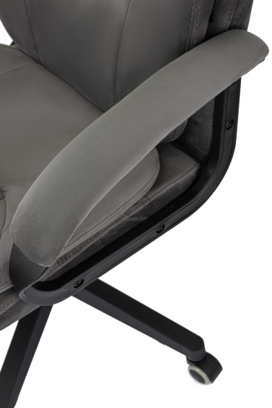 Кресло руководителя Бюрократ CH-668 оптом